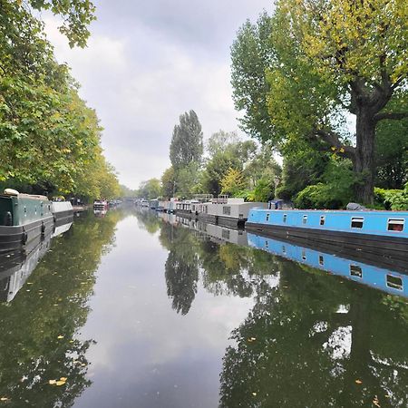 Lovely Canal Boat In Little Venice For Family & Friends London Luaran gambar