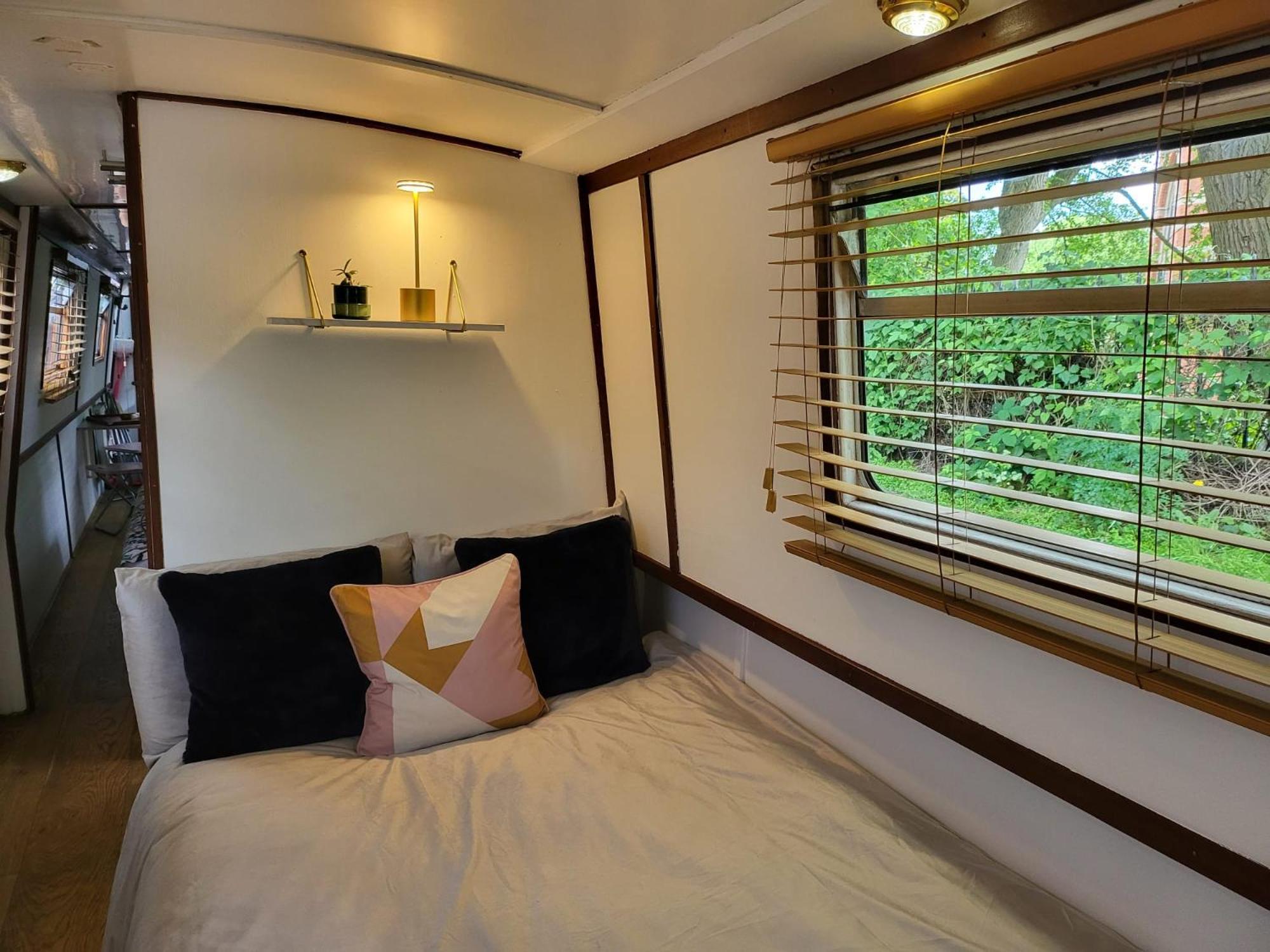 Lovely Canal Boat In Little Venice For Family & Friends London Luaran gambar